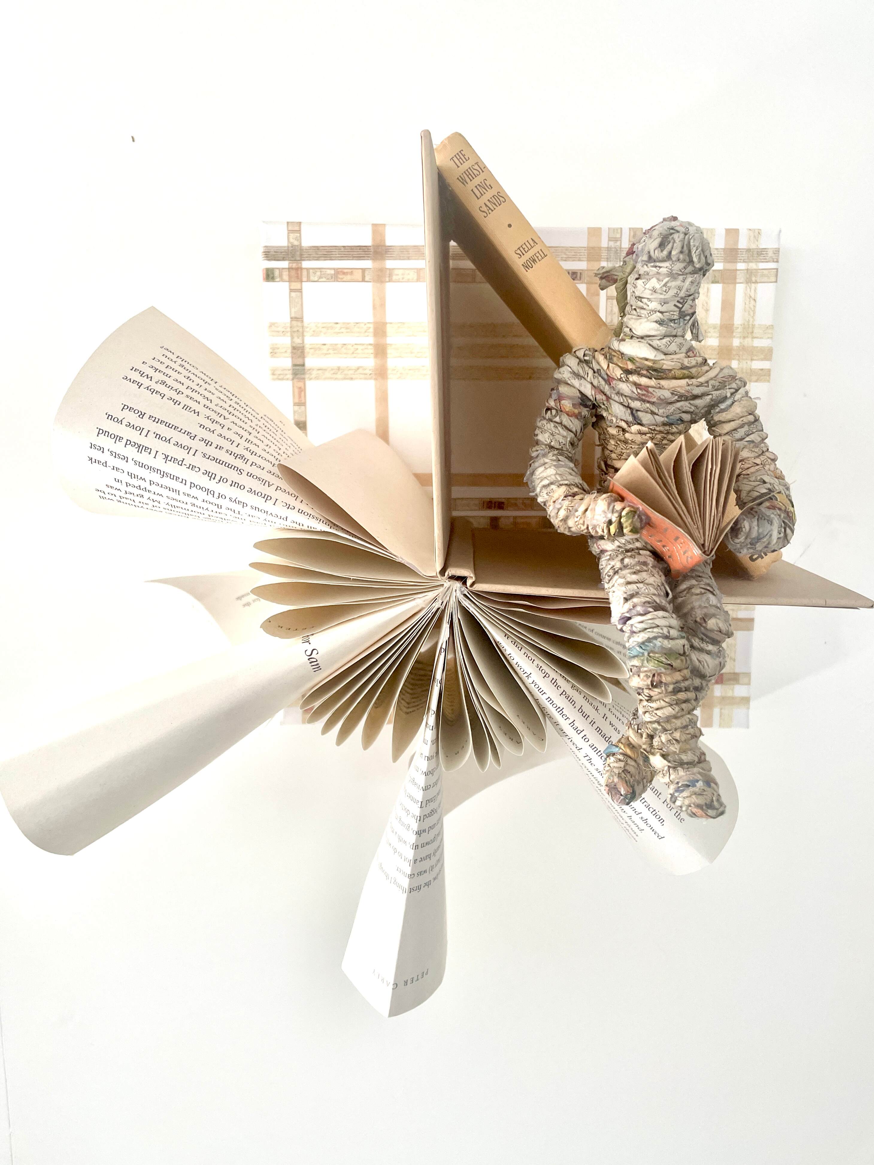 Carly's_quiet_corner_Sherree_Halliwell_Sculpture_32x32x32cm_$100