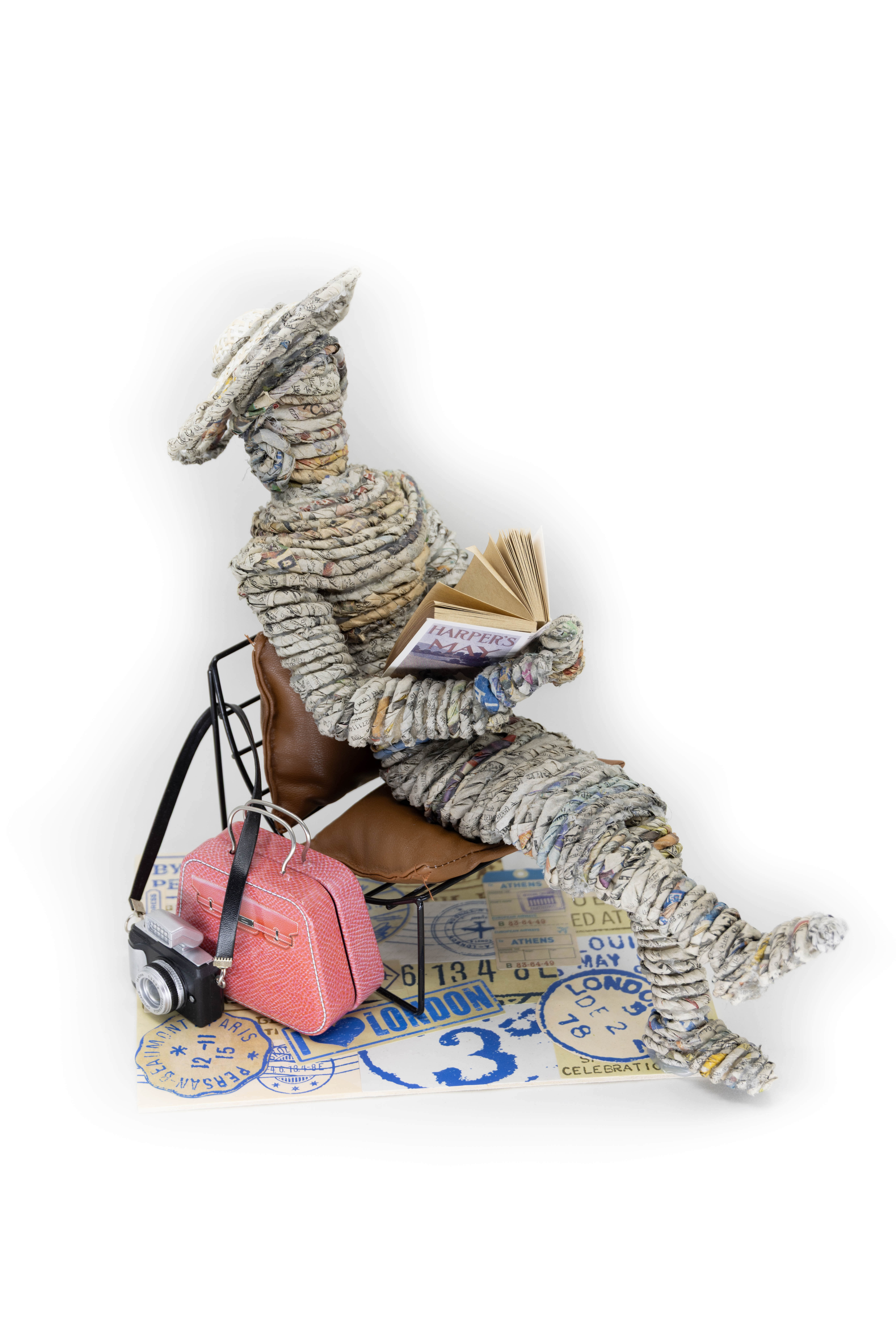 Travelling_Auntie_Mable_Sherree_Halliwell_Sculpture_25x22x18cm_$100