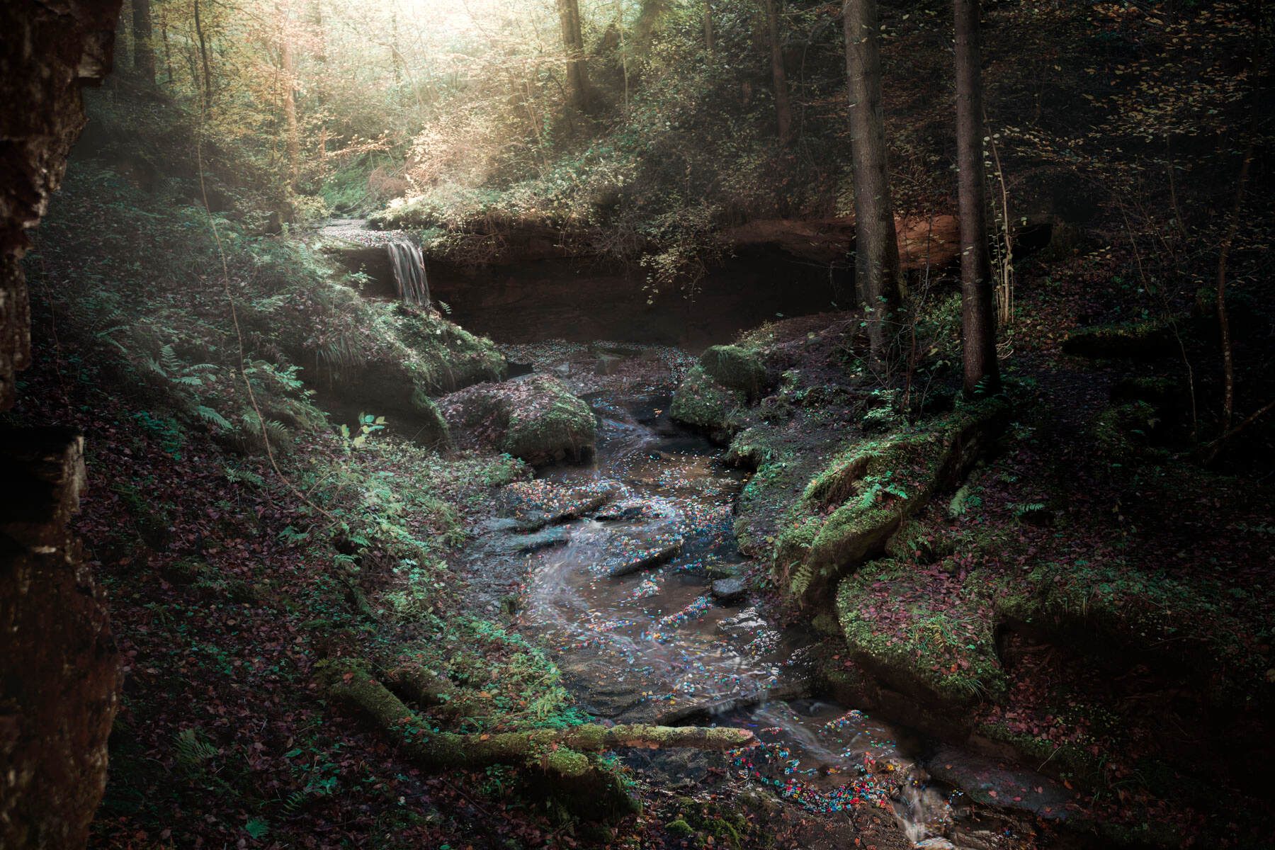 Dirk Krull-Plastic Army Occupation Creek-Digital Photography-120x80cm-2019
