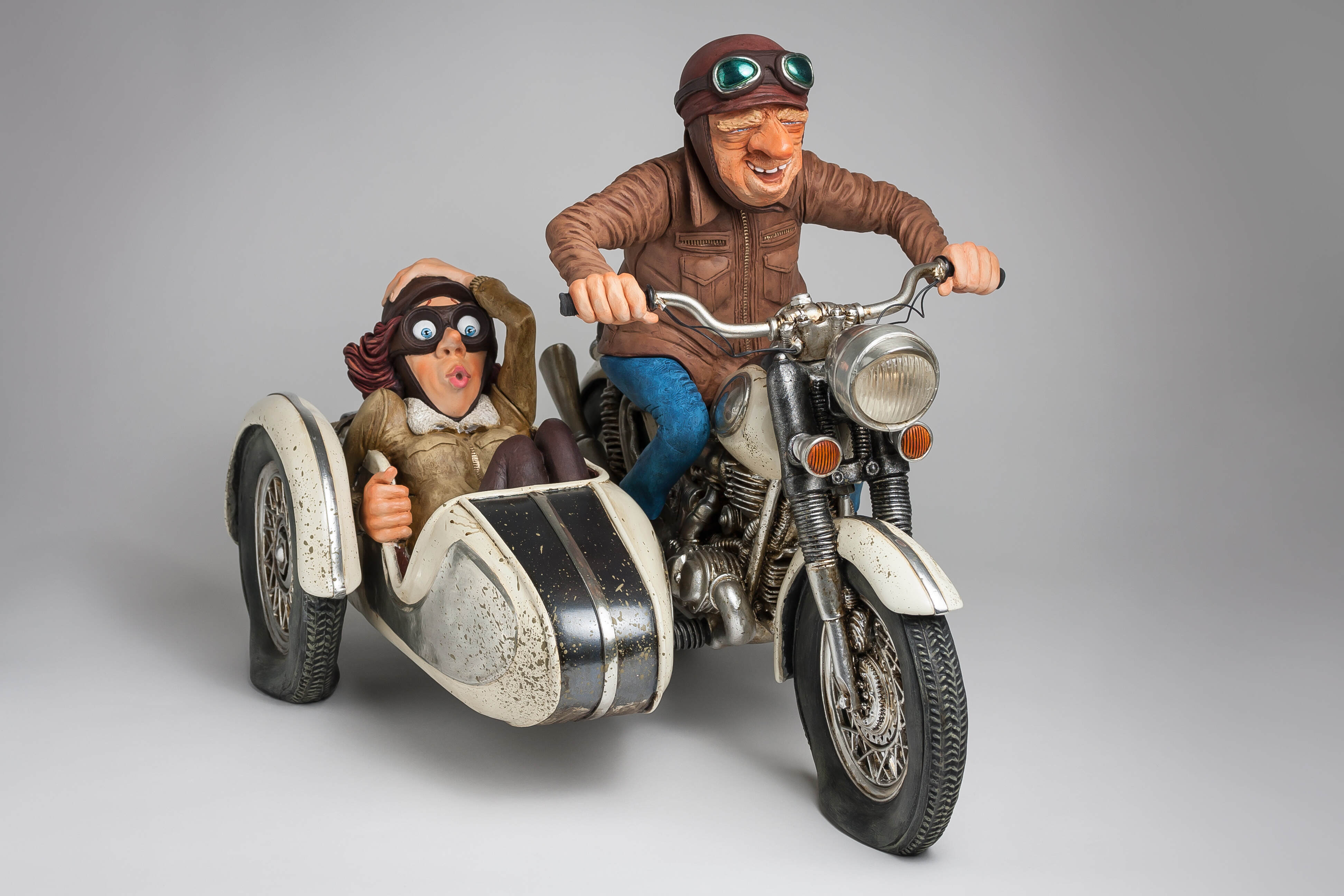 forchino the side car tour sculpture