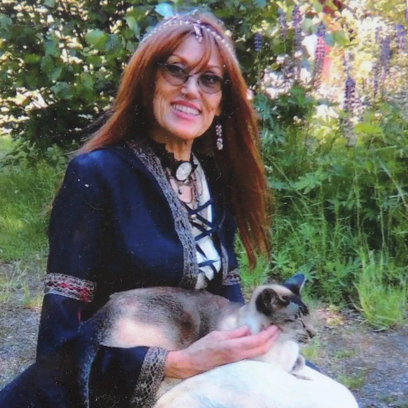 74365345_1228422600682671_2433367185301700608_n