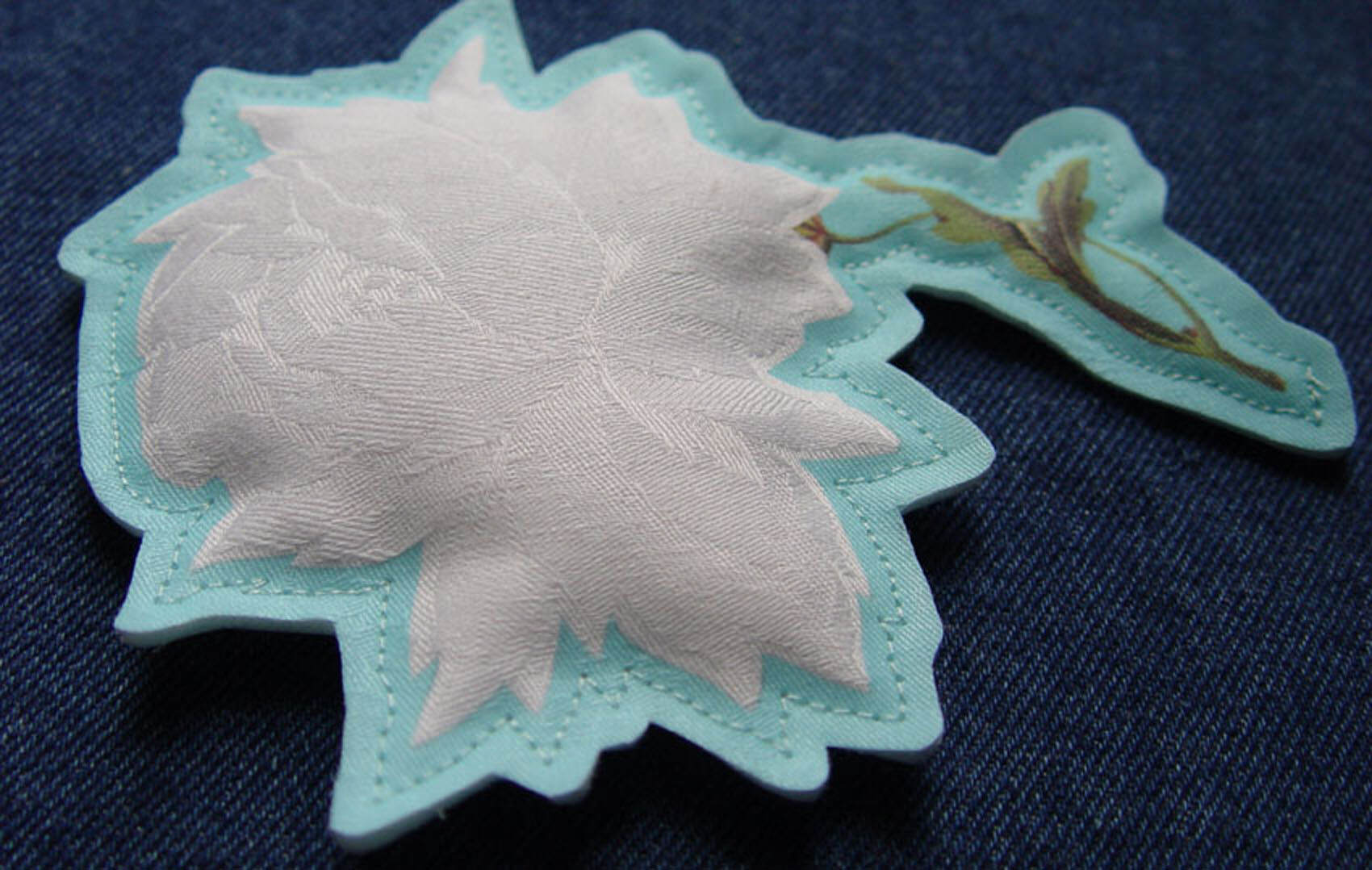 buttonholeflower_contour