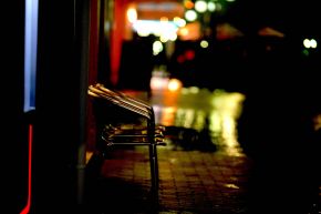 LYNN_Street Noir_3 metal chairs 