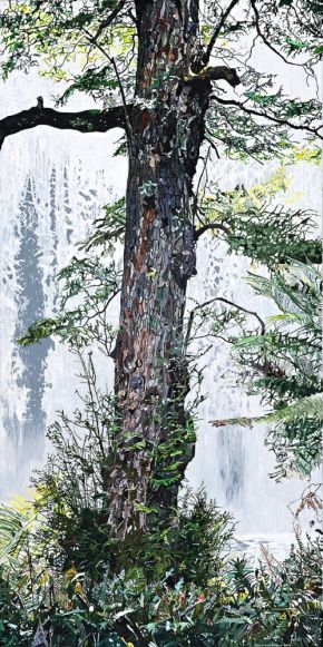 The tree at Russell Falls by Tony Sowersby